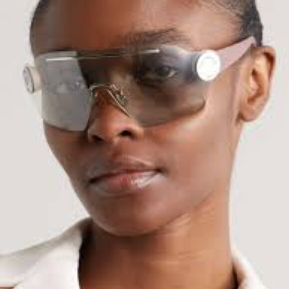 🕶️ New Dior DIORPACIFIC M1U 11A0 Sunglasses - Black Frame, Smoke Lenses - Picture 3 of 11